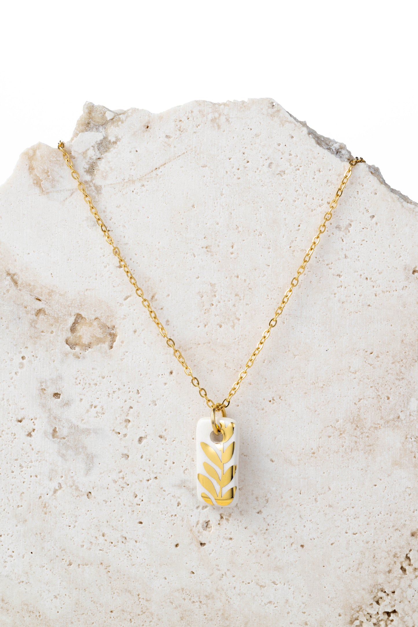 Collana bianca oro