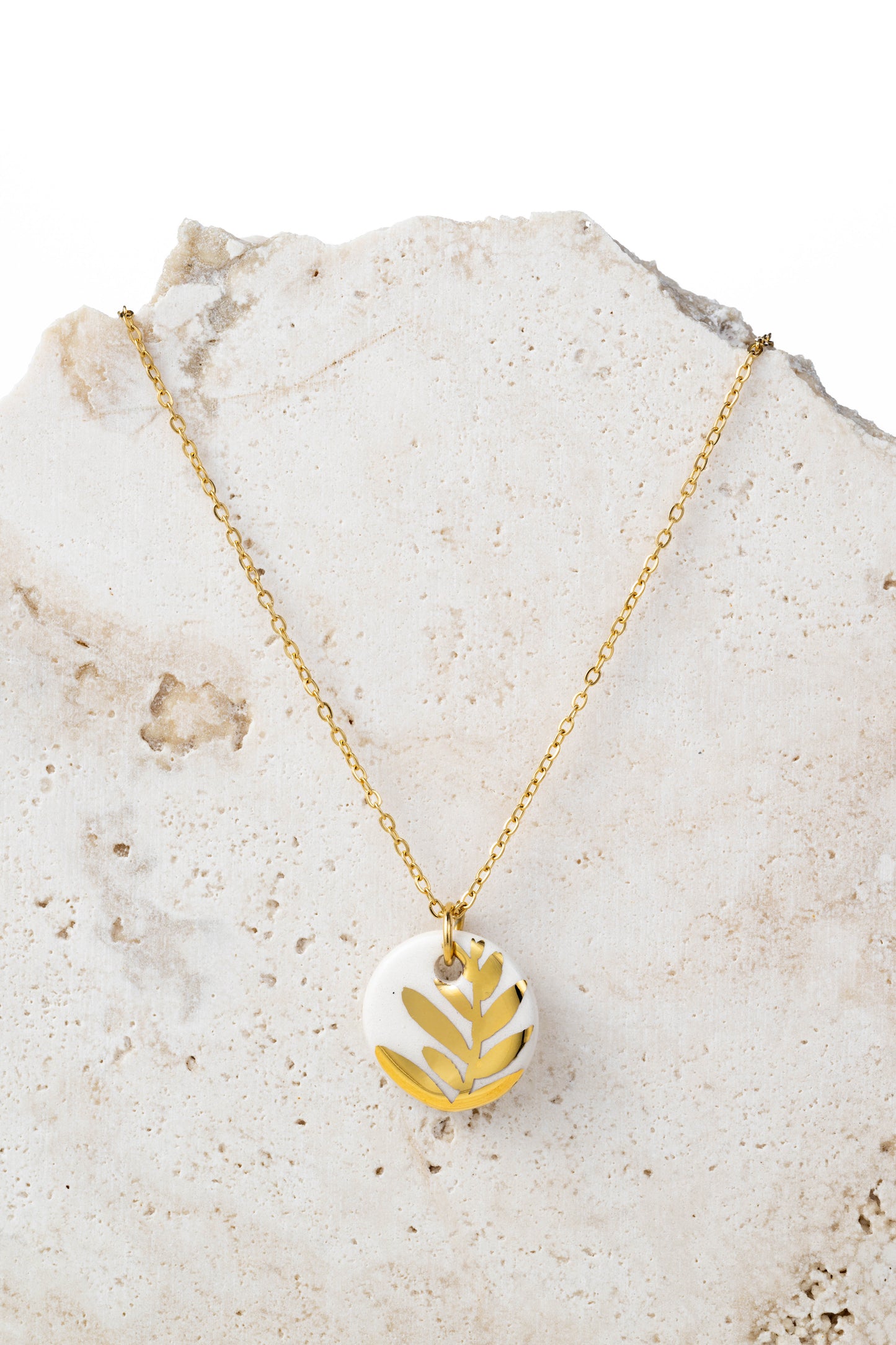 Collana bianca oro
