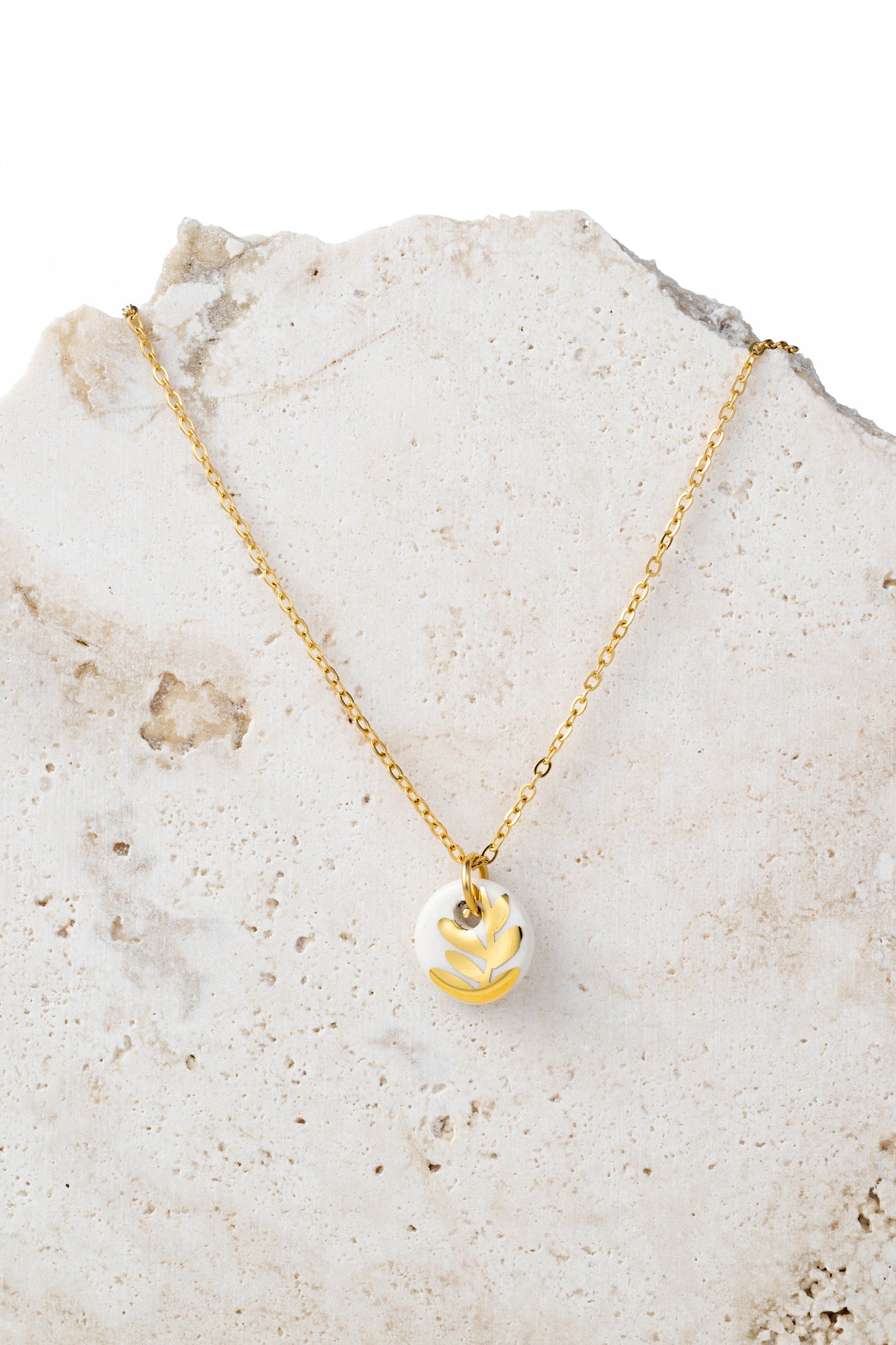 Collana bianca oro