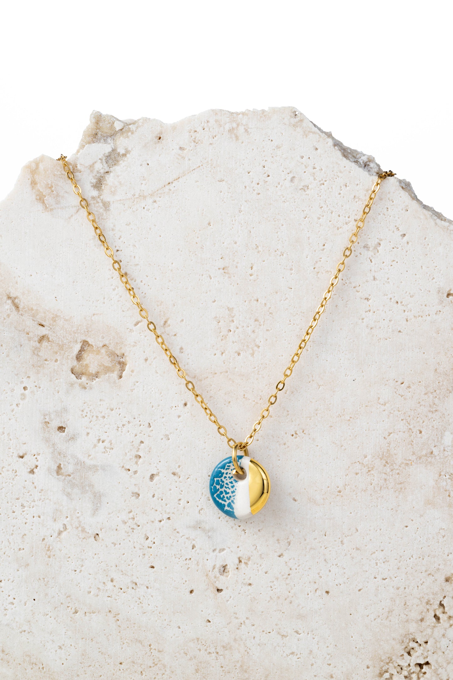 Collana salvia petrolio